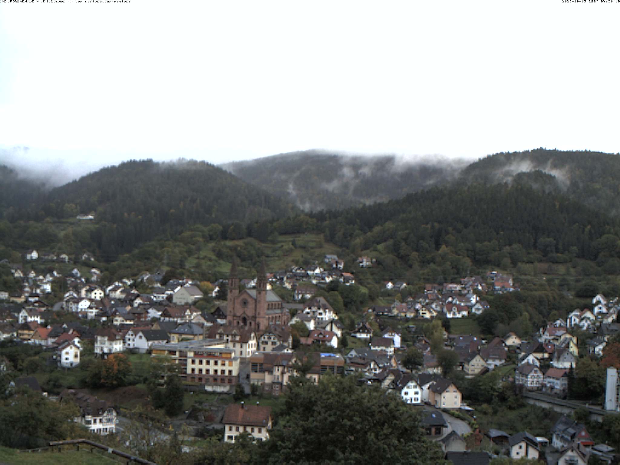Blick über Forbach - aktuelles Bild der Forbacher Sonnenkamera
